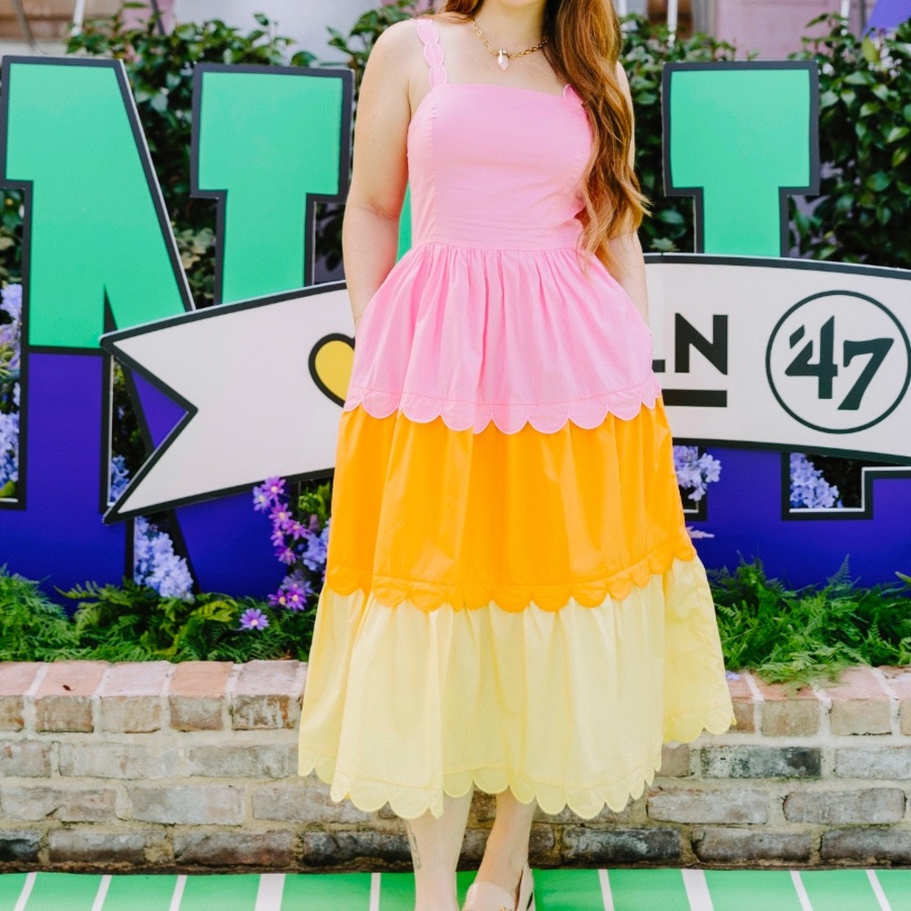 Scalloped Waterfall Multi Color Maxi 💐